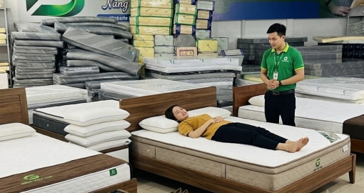 Hướng Dẫn Chọn Nệm Cho Người Mới: Cao Su, Foam Hay Lò Xo?
